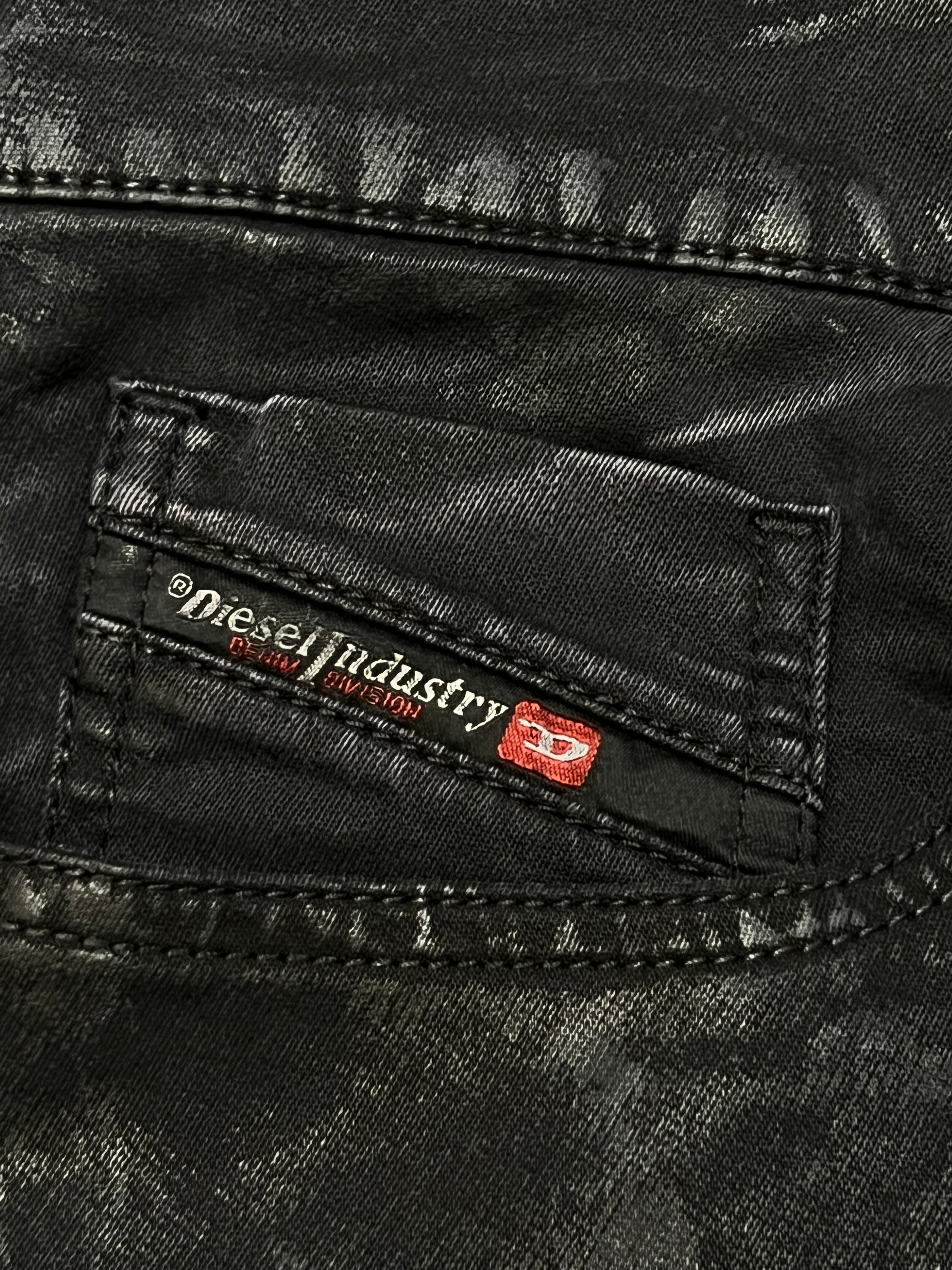 Diesel черни дънки с pattern и с дупки на колената