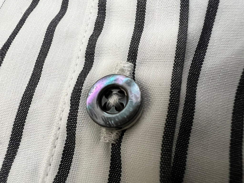 Joop бяла раирана риза с черни раета