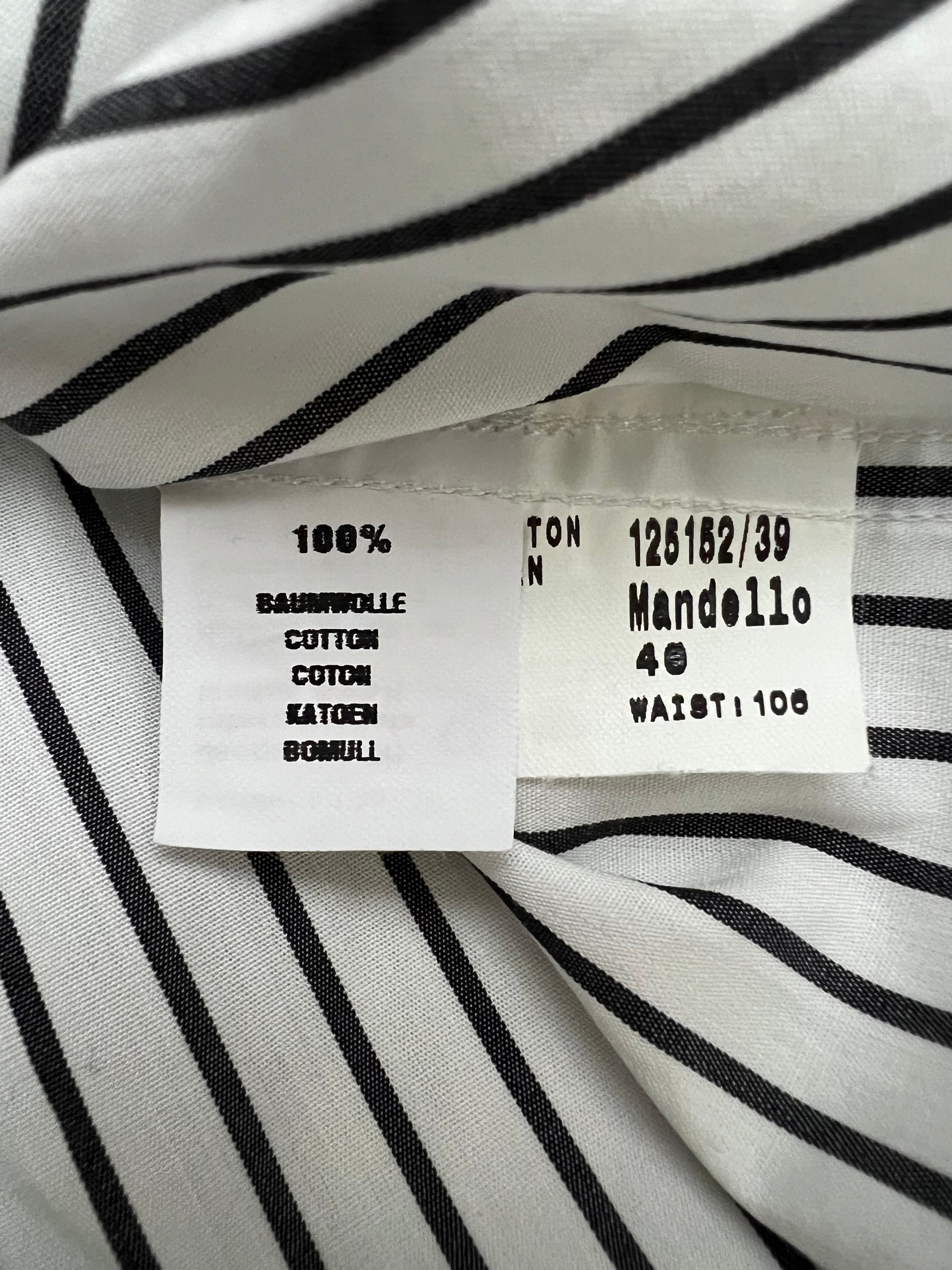 Joop бяла раирана риза с черни раета