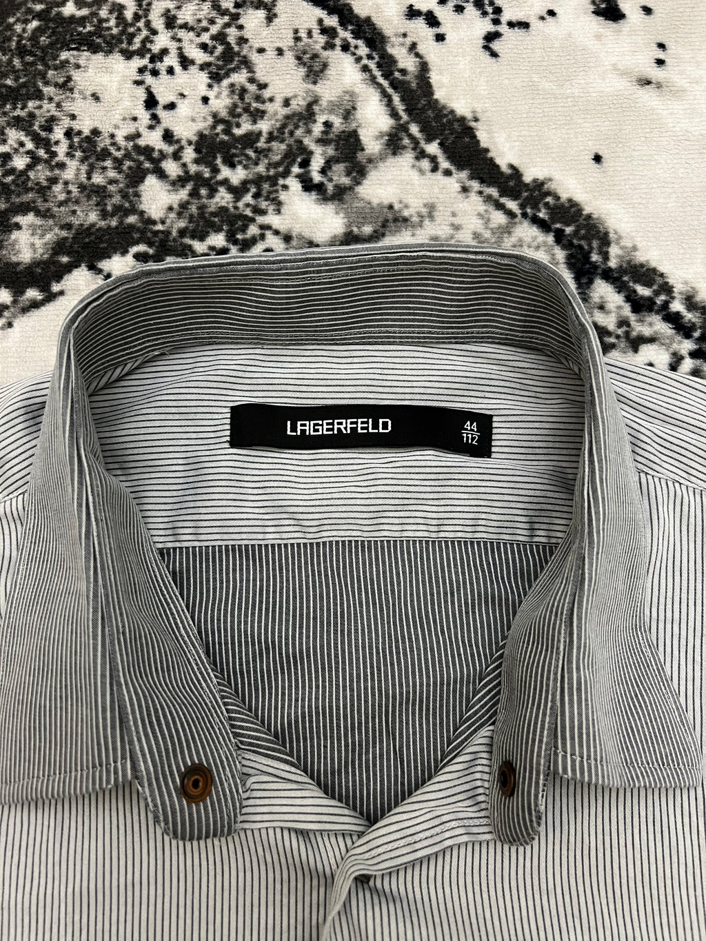 Lagerfeld сива раирана риза