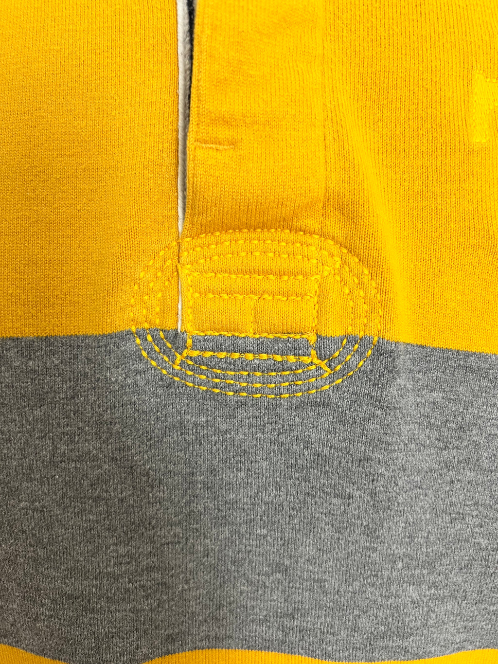 Tommy Hilfiger блуза на жълто-сиви раета с яка