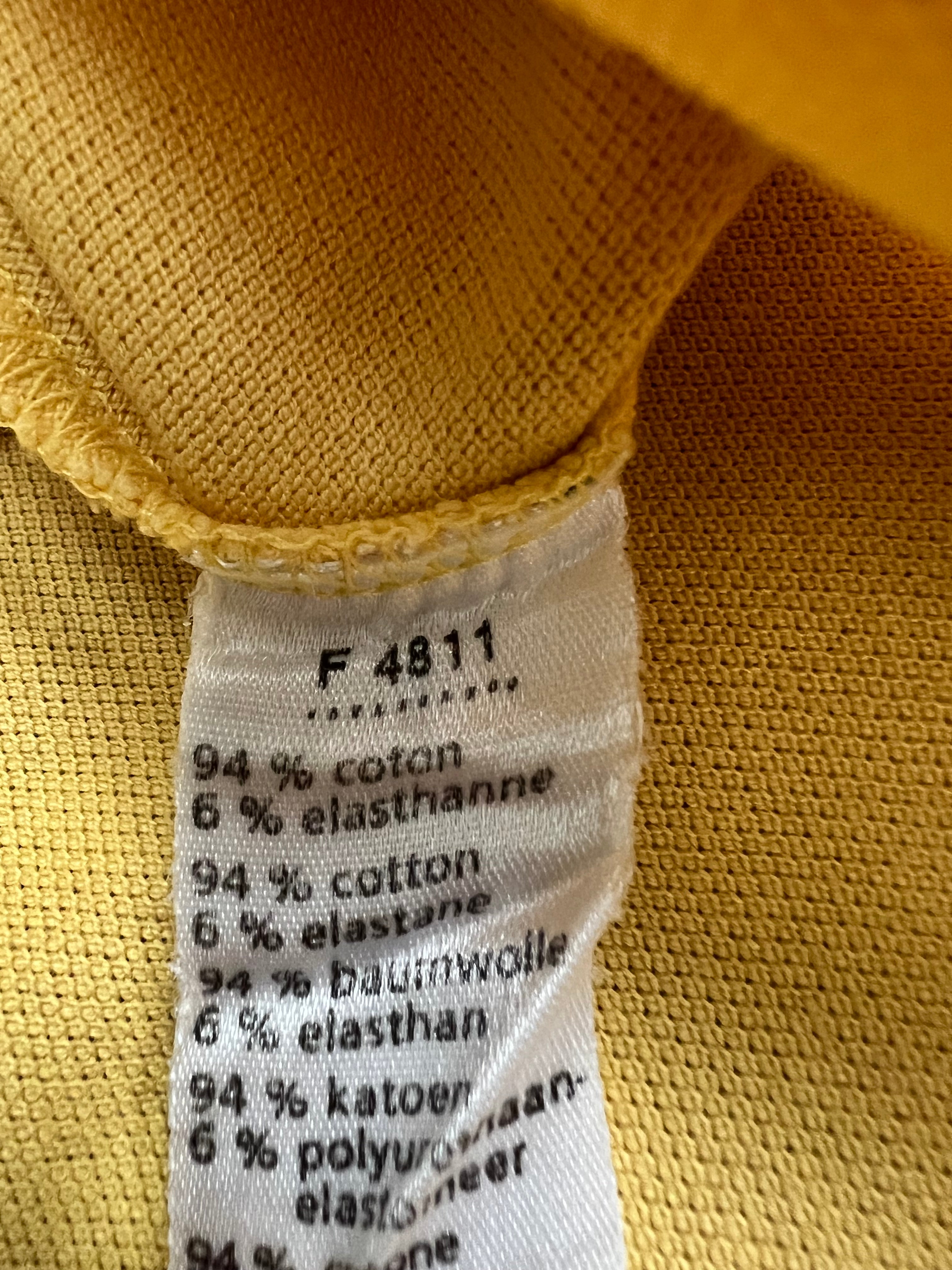 LaCoste жълта дамска блуза с яка