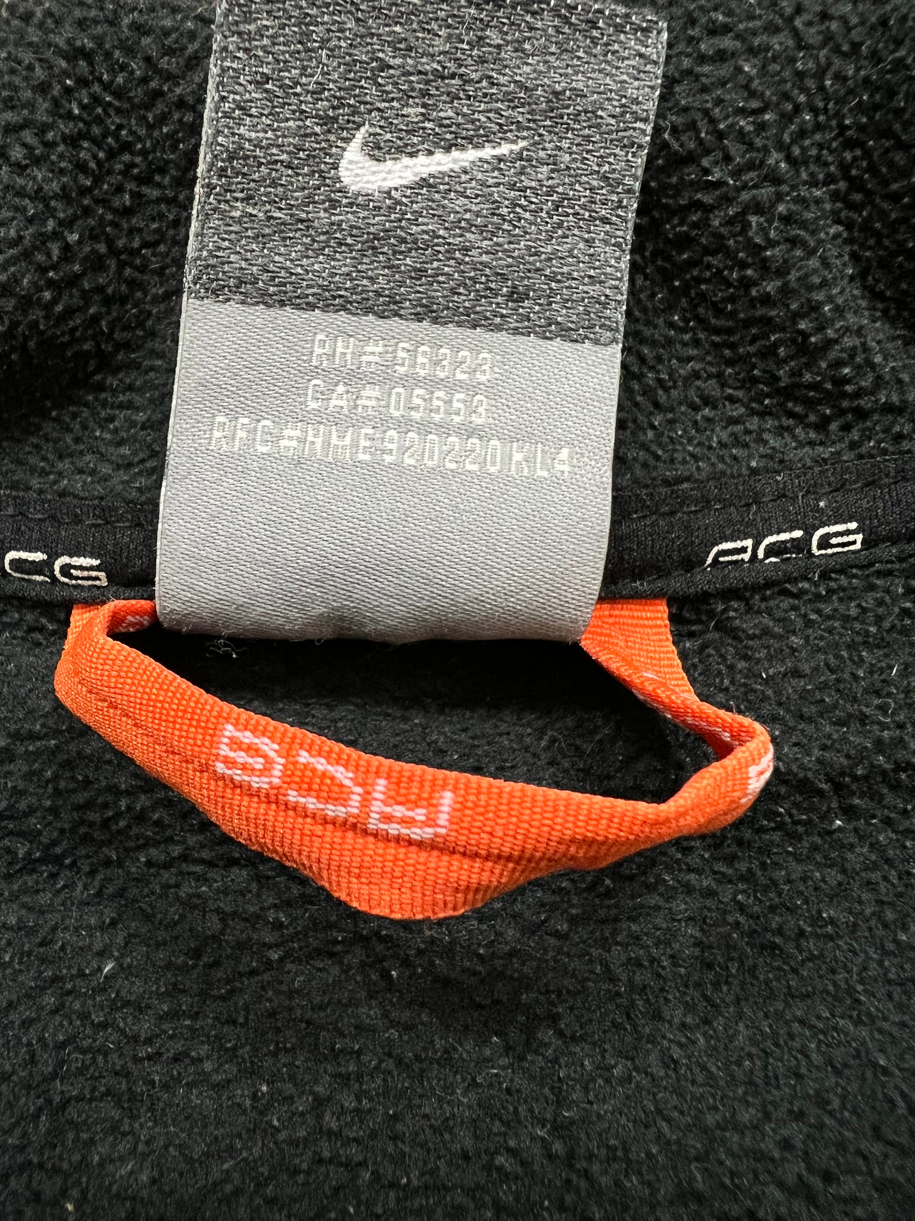 Nike ACG черен полар с цип