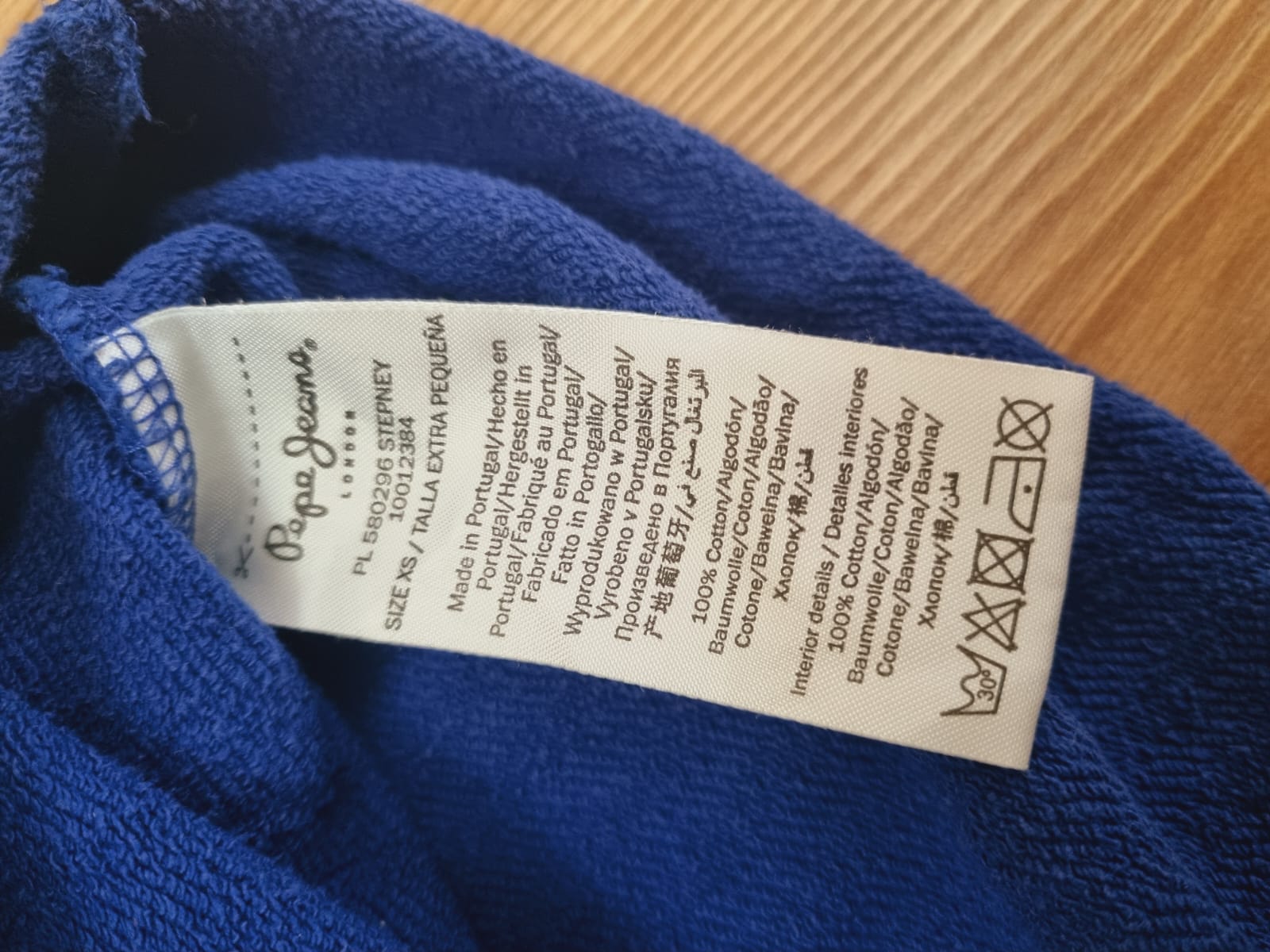 Pepe Jeans синя блуза с черно плюшено лого