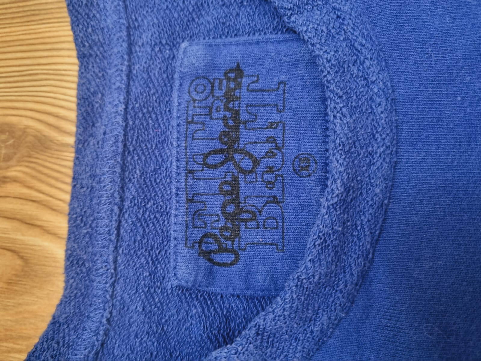 Pepe Jeans синя блуза с черно плюшено лого