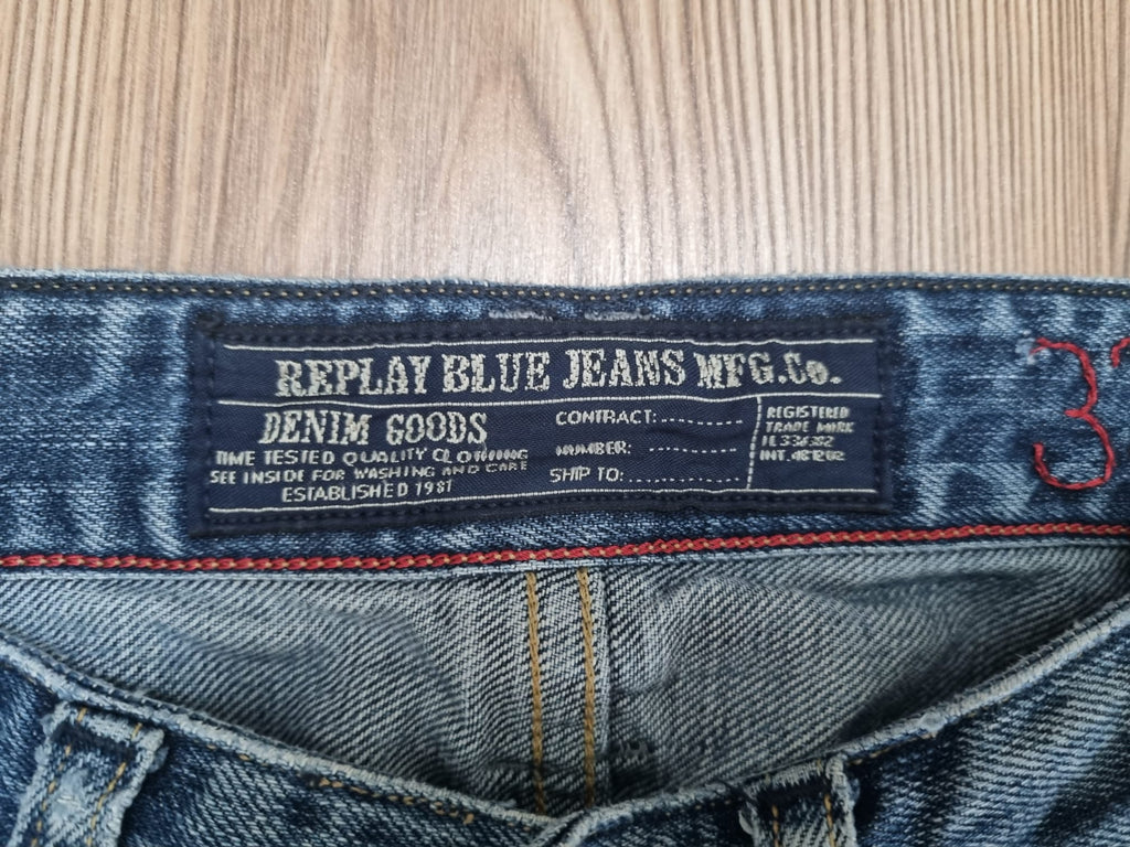 Replay светлосини дънки с кръпки