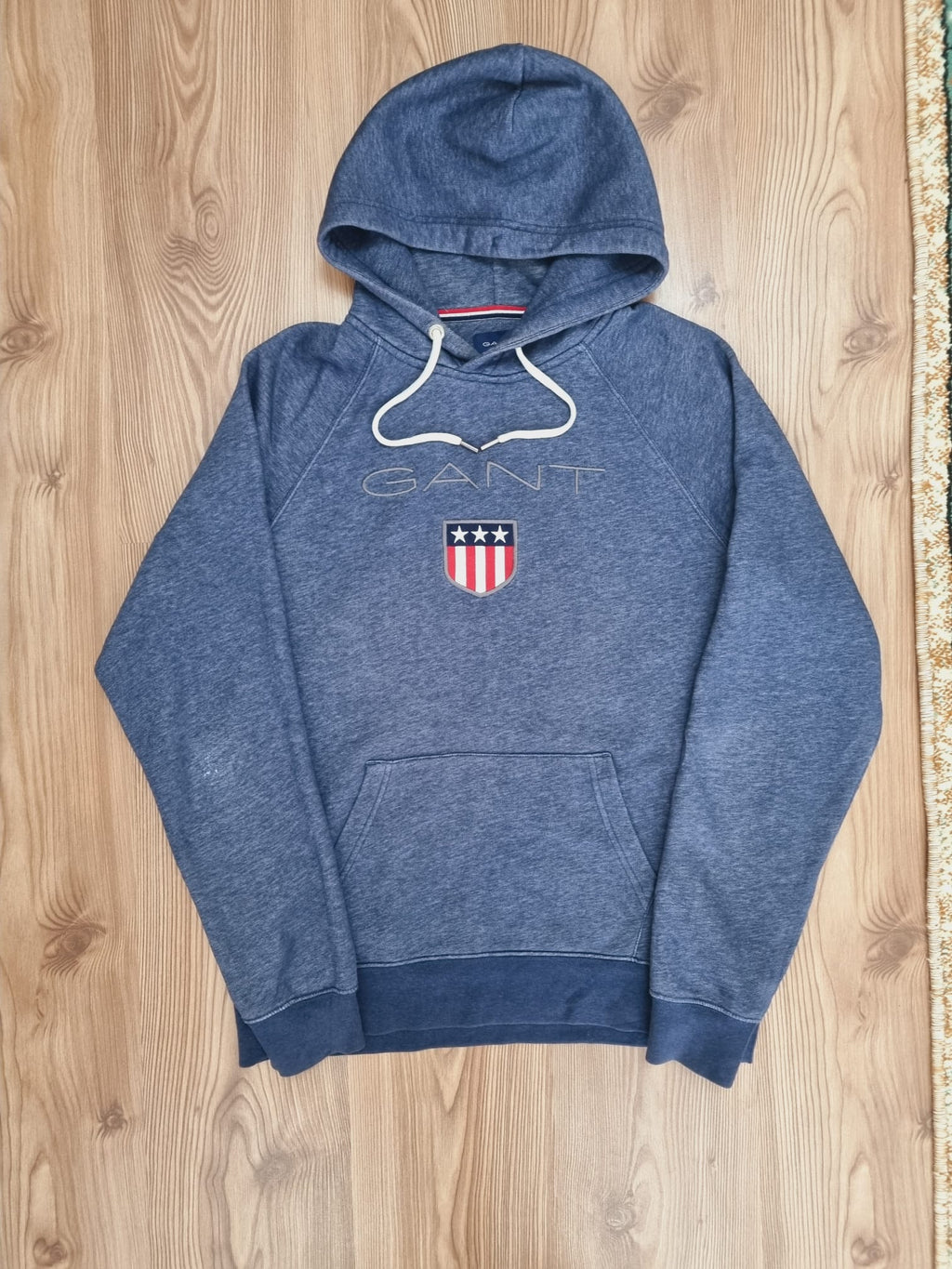 Gant син суичър hoodie с лого на гърдите