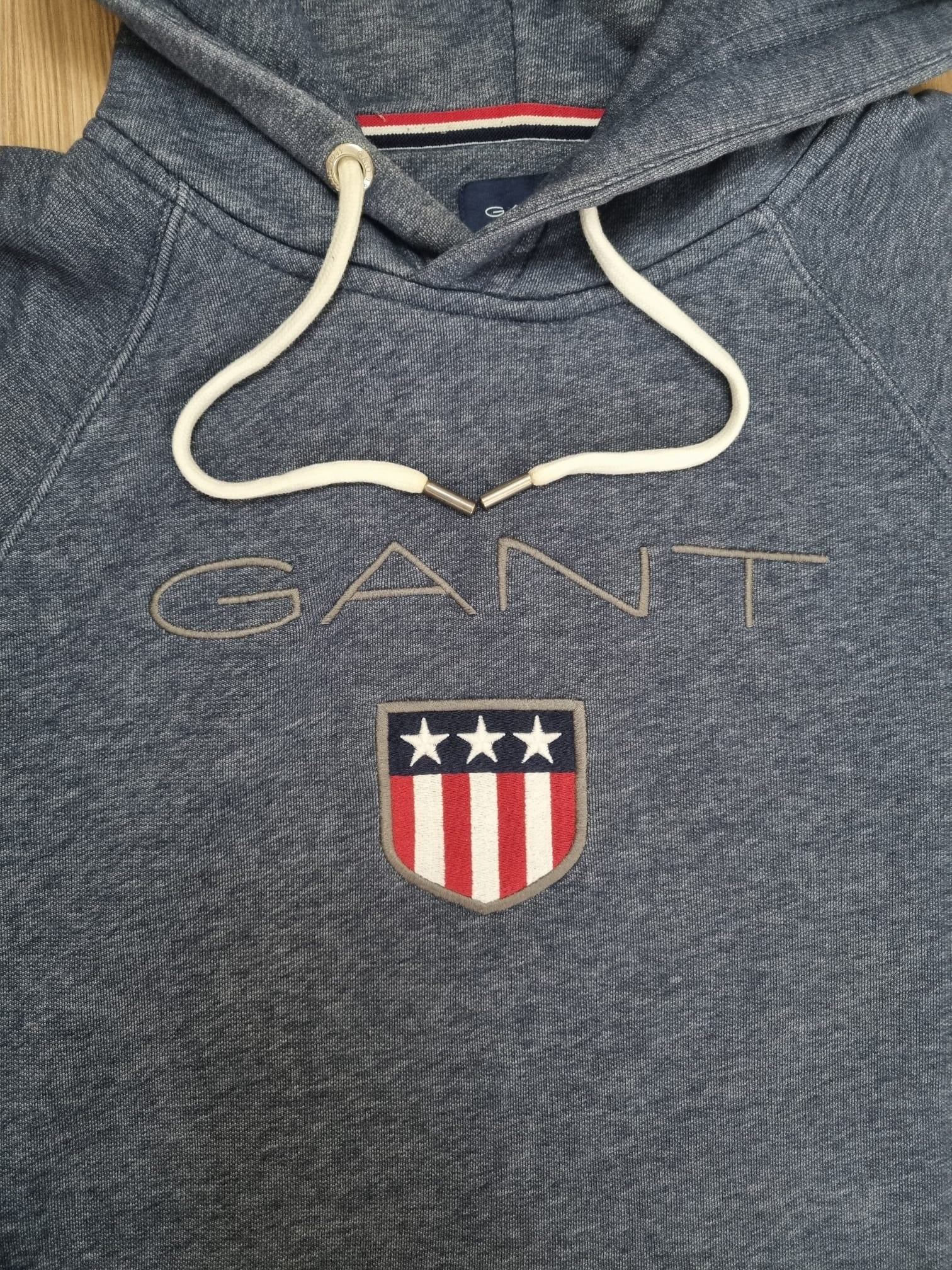 Gant син суичър hoodie с лого на гърдите