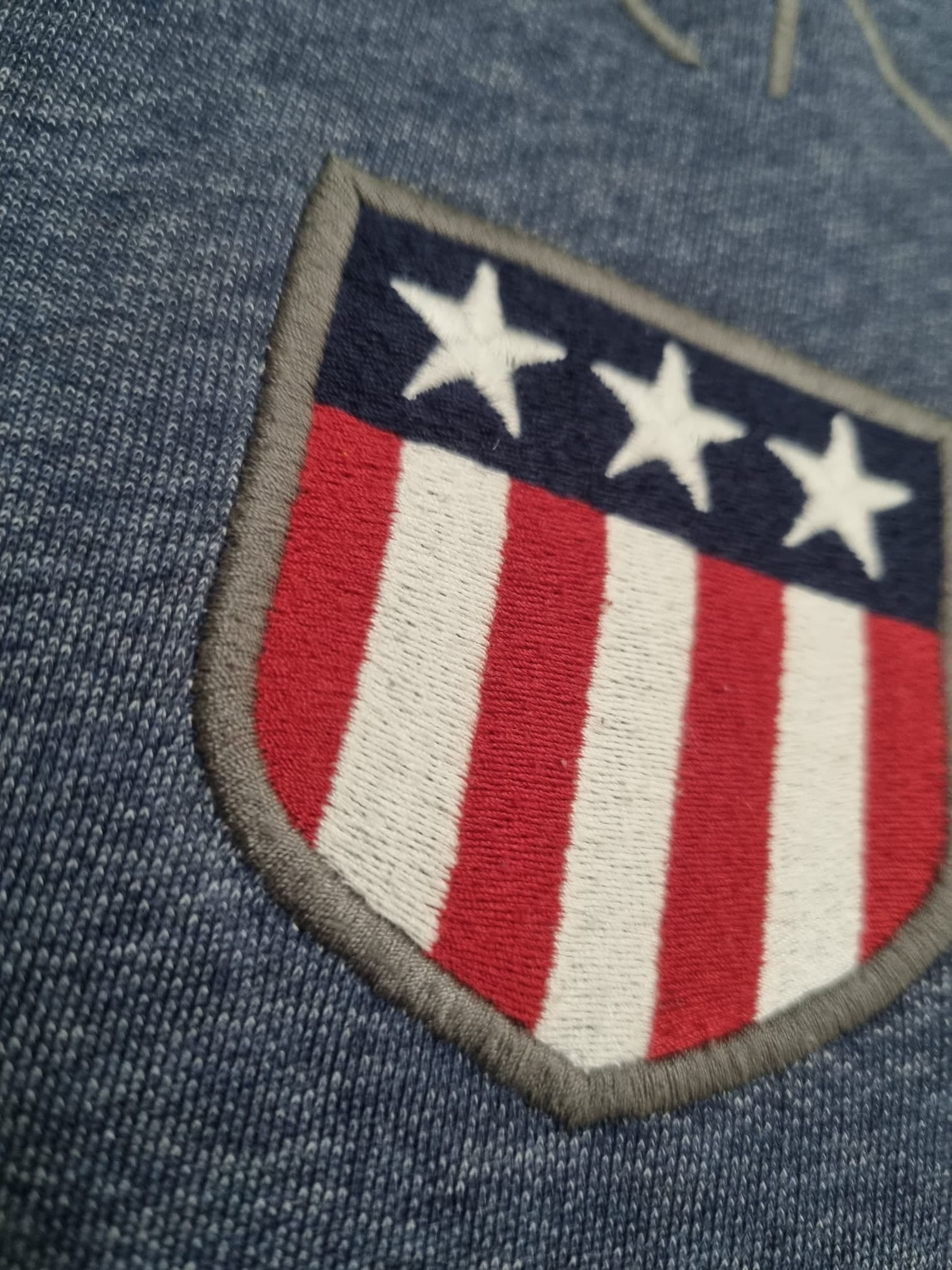 Gant син суичър hoodie с лого на гърдите