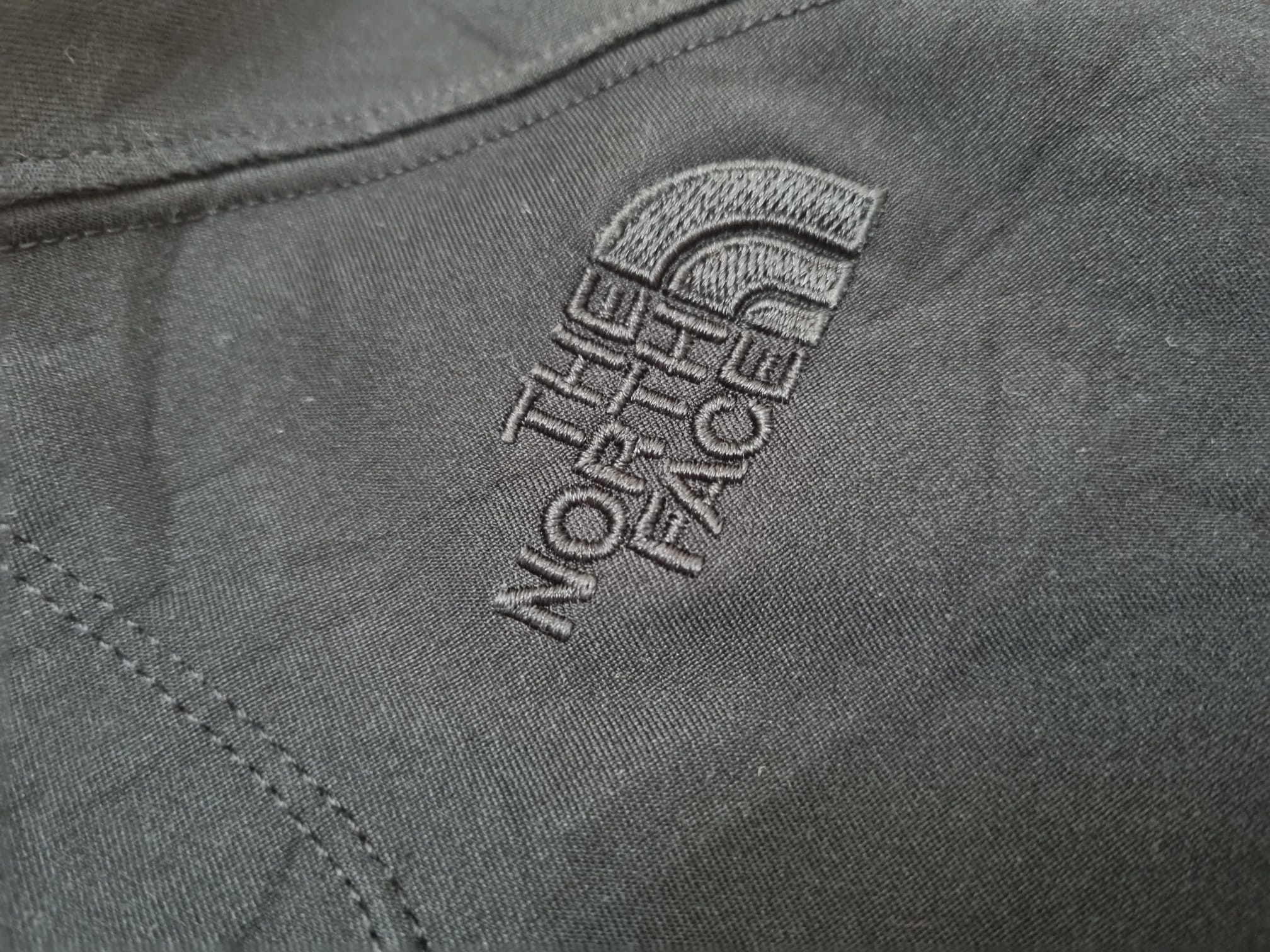 The North Face черно дамско тънко яке