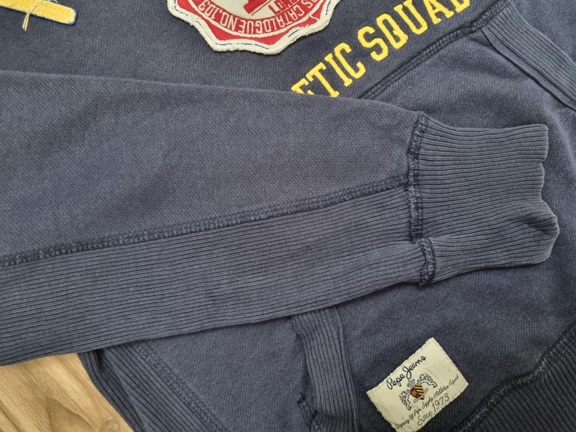 Pepe Jeans тъмносин винтидж суичер с надпис