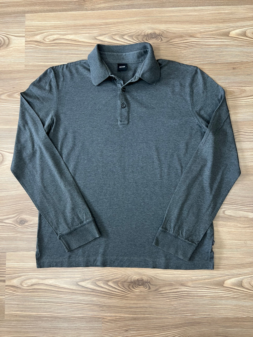 Hugo Boss сива блуза с яка