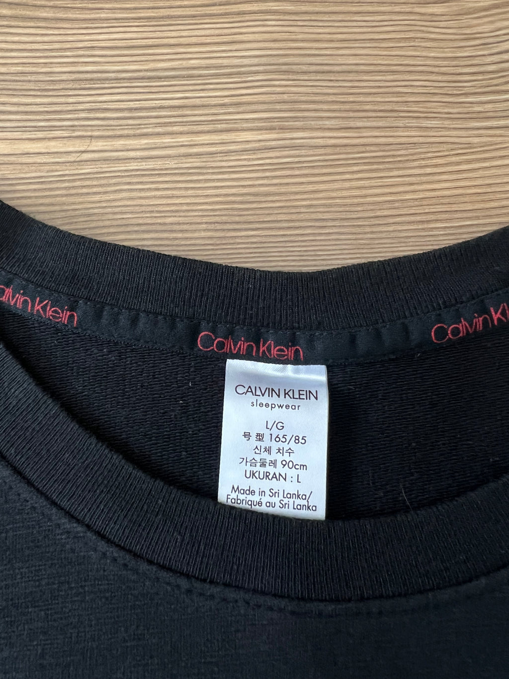 Calvin Klein черна блуза ленти на ръкавите