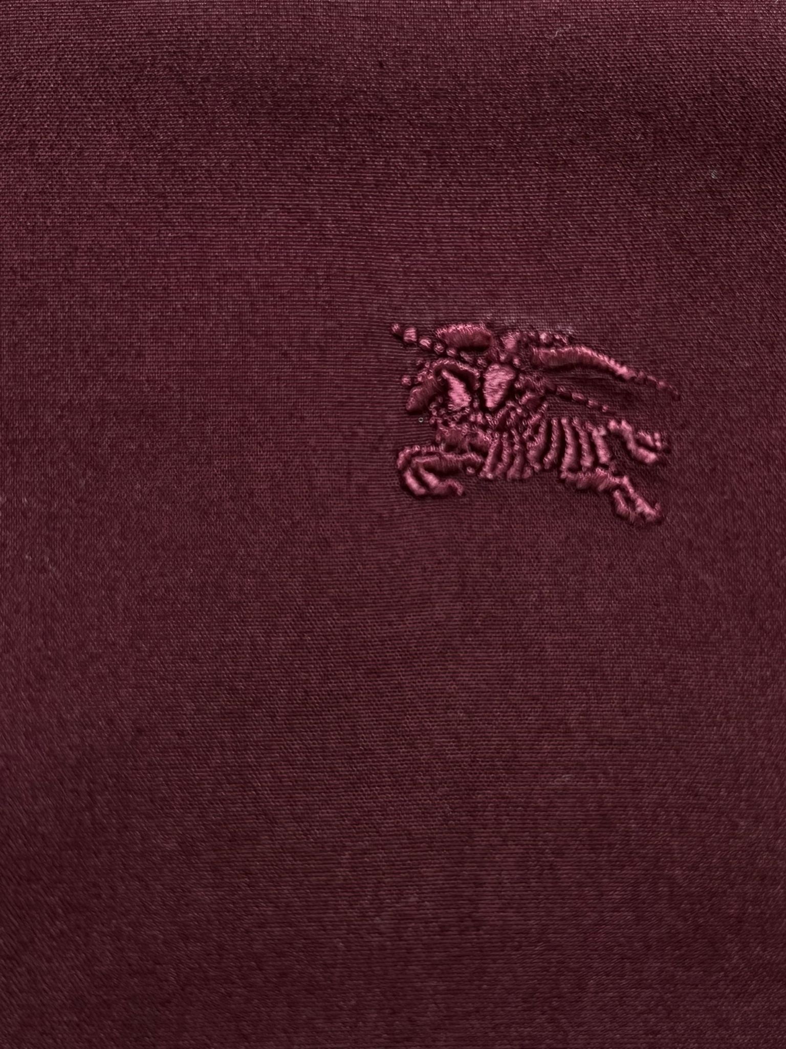 Burberry бордо риза с емблема на гърдите