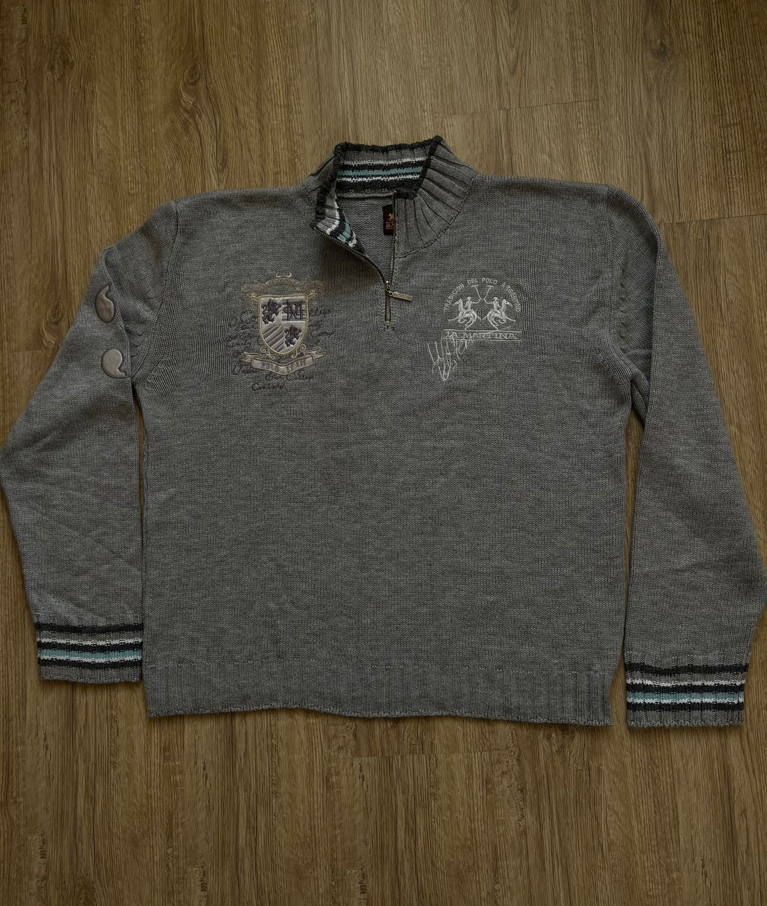 La Martina сив пуловер с цип и много детайли