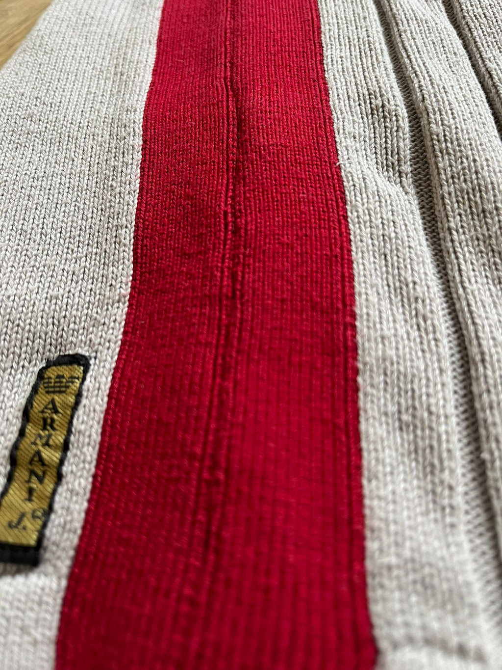 Armani Jeans сива блуза с червени ленти