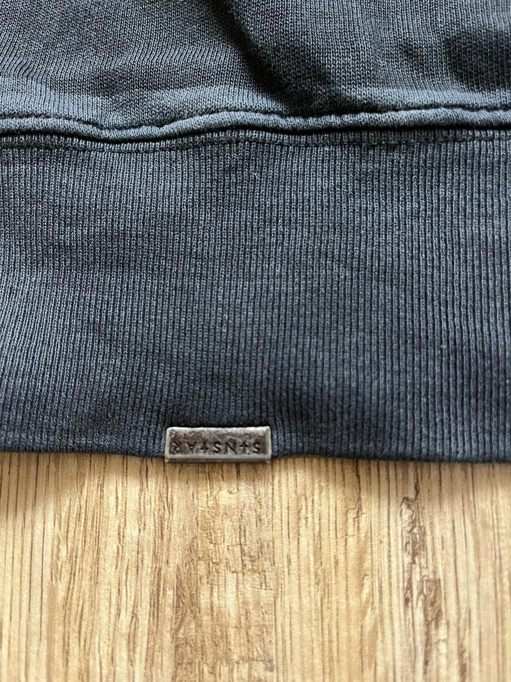 Sinstar сива блуза голяма щампа с око