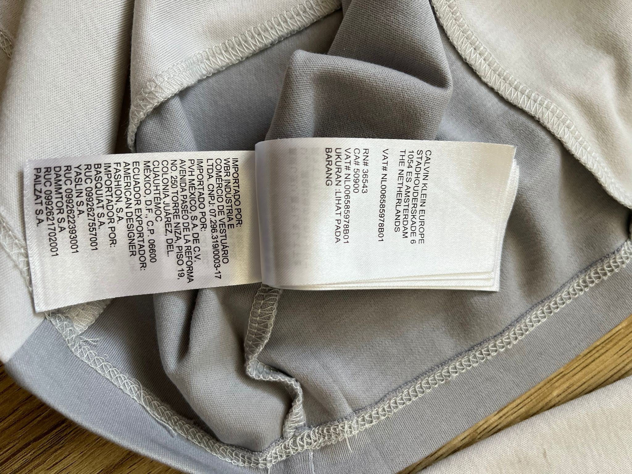 Calvin Klein сива блуза две тъмни ивици